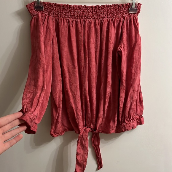 Off the Should Pink Embroidered Top - Picture 3 of 5